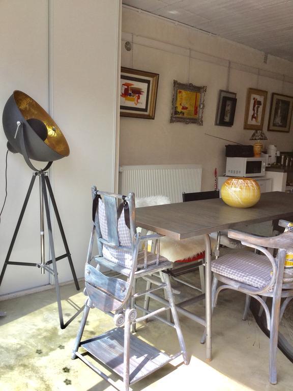 Loft Atypique Bed & Breakfast Villeneuve-de-Rivière Eksteriør bilde